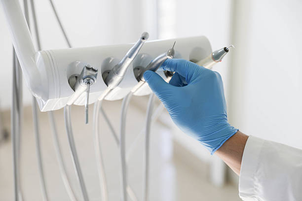 Professional Emergency Dentist technician working in Antelope, CA